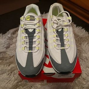 Nike Air Max 95’ Recraft